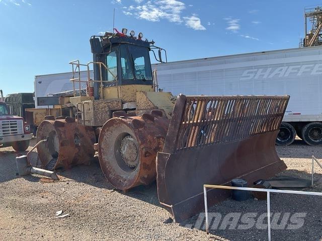 CAT 826C Ущільнювачі грунту