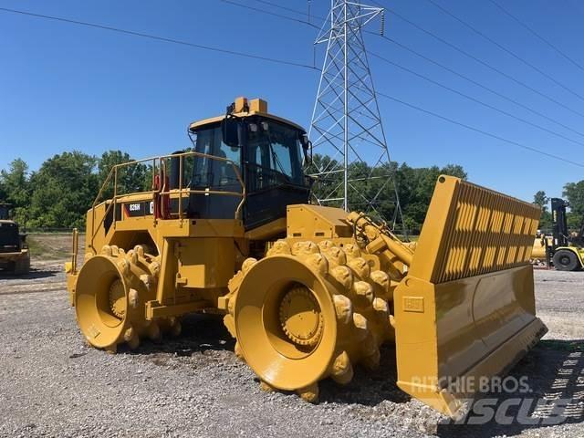 CAT 826H Ущільнювачі грунту