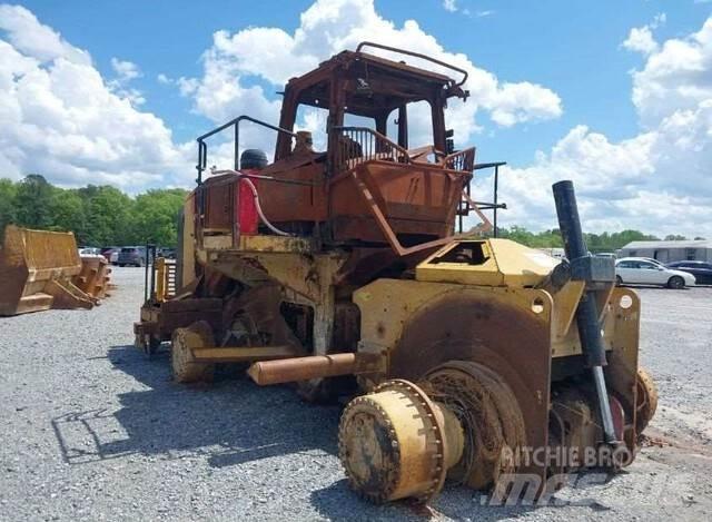 CAT 826K Ущільнювачі грунту