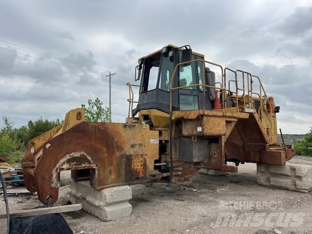 CAT 836G Ущільнювачі грунту