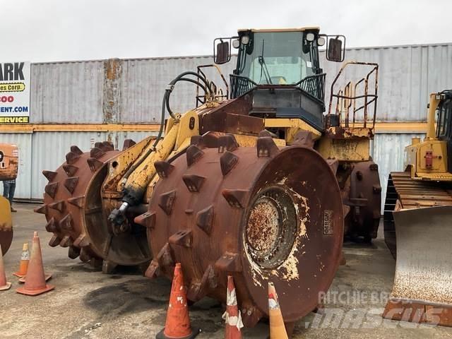 CAT 836G Ущільнювачі грунту