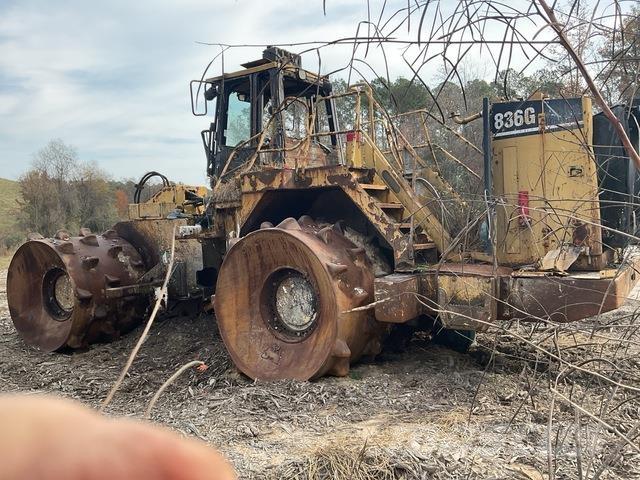 CAT 836G Ущільнювачі грунту