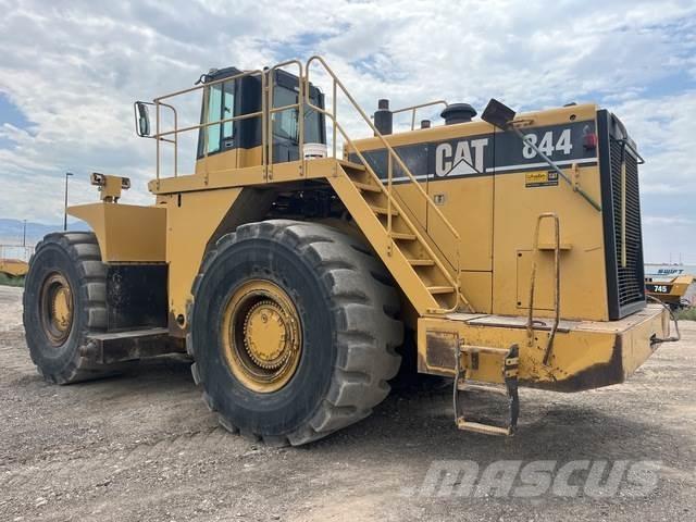 CAT 844H Колісні бульдозери