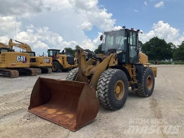 CAT 920 Фронтальні навантажувачі