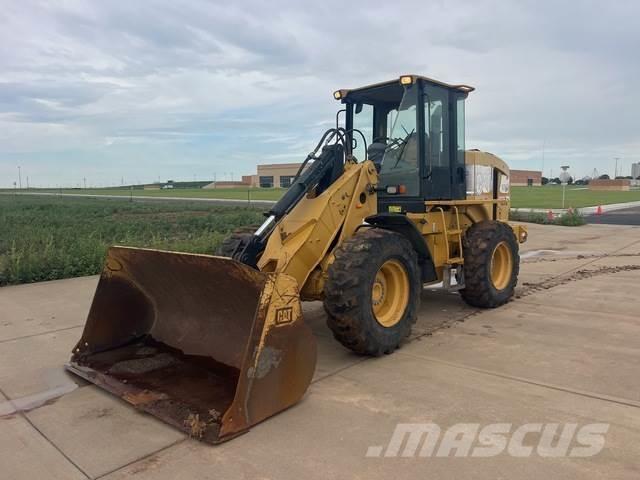 CAT 924G Фронтальні навантажувачі