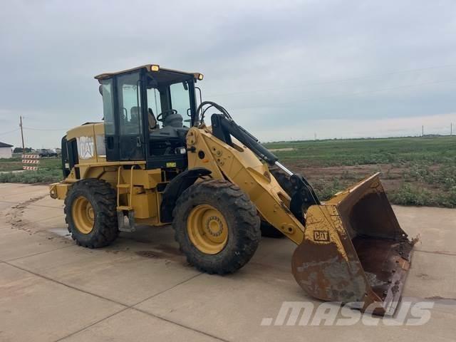 CAT 924G Фронтальні навантажувачі