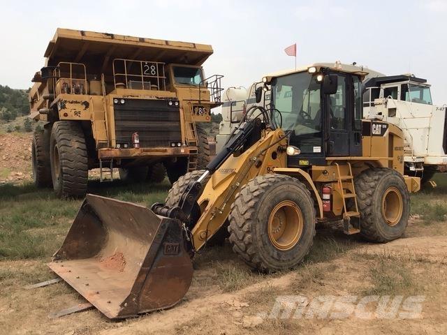CAT 924H Фронтальні навантажувачі