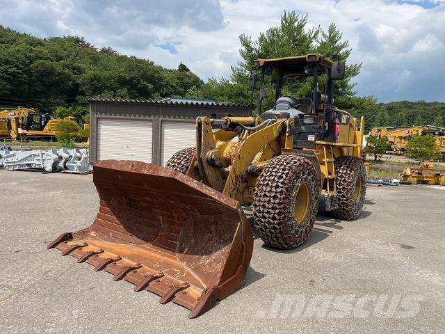 CAT 924HZ Фронтальні навантажувачі