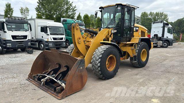 CAT 926M Фронтальні навантажувачі