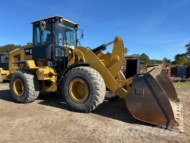 CAT 926M Фронтальні навантажувачі