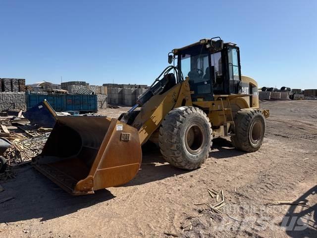 CAT 930G Фронтальні навантажувачі