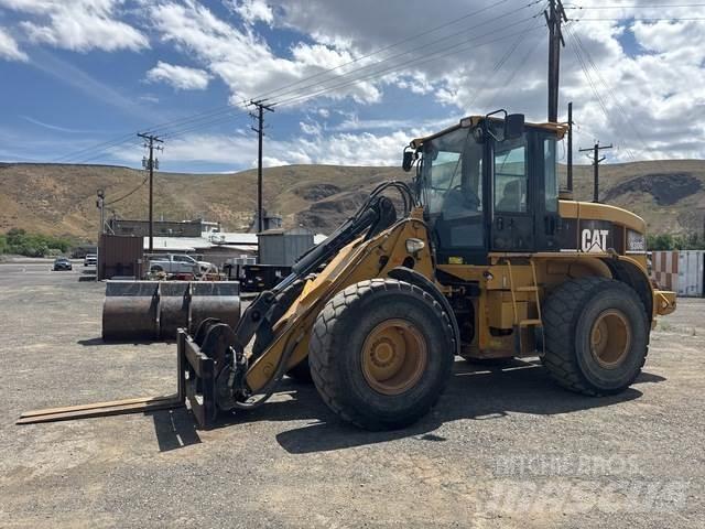 CAT 930G Фронтальні навантажувачі