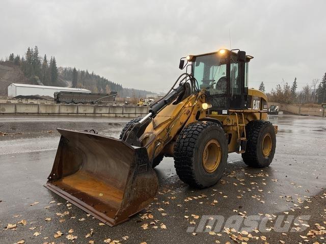 CAT 930G Фронтальні навантажувачі