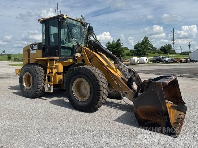CAT 930H Фронтальні навантажувачі
