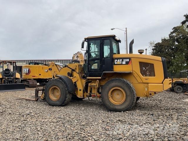 CAT 930K Фронтальні навантажувачі