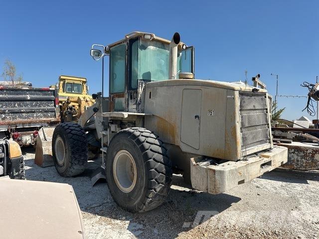 CAT 938G Фронтальні навантажувачі