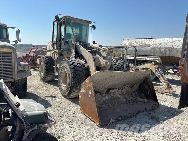 CAT 938G Фронтальні навантажувачі