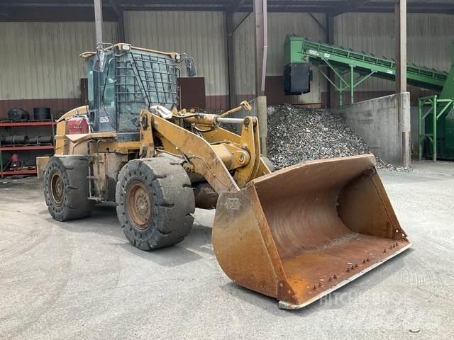 CAT 938H Фронтальні навантажувачі