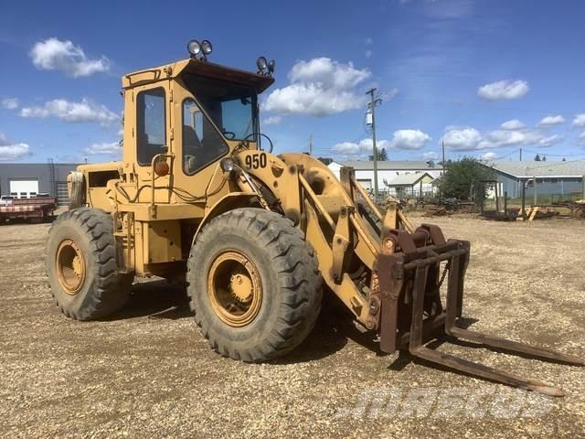 CAT 950 Фронтальні навантажувачі