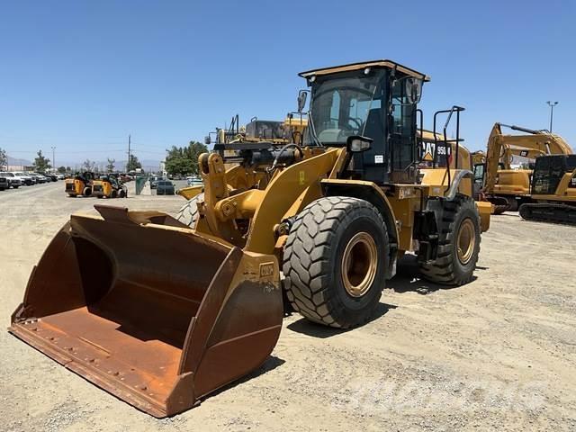 CAT 950 Фронтальні навантажувачі