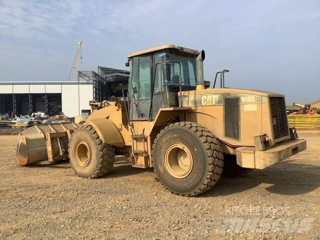 CAT 950G Фронтальні навантажувачі
