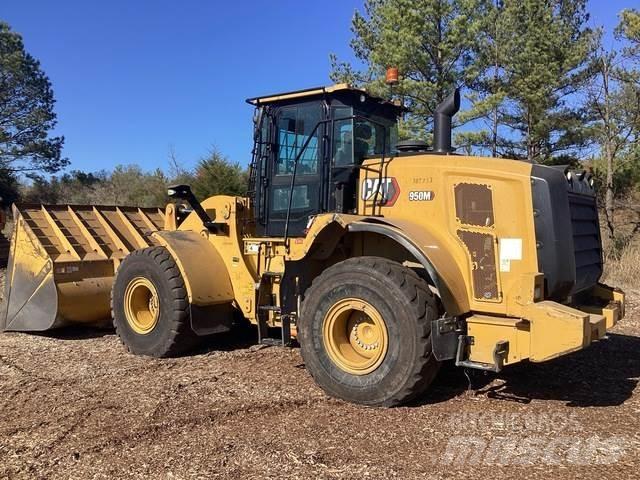CAT 950M Фронтальні навантажувачі