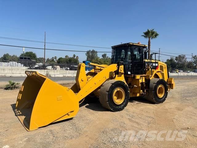 CAT 950M Фронтальні навантажувачі