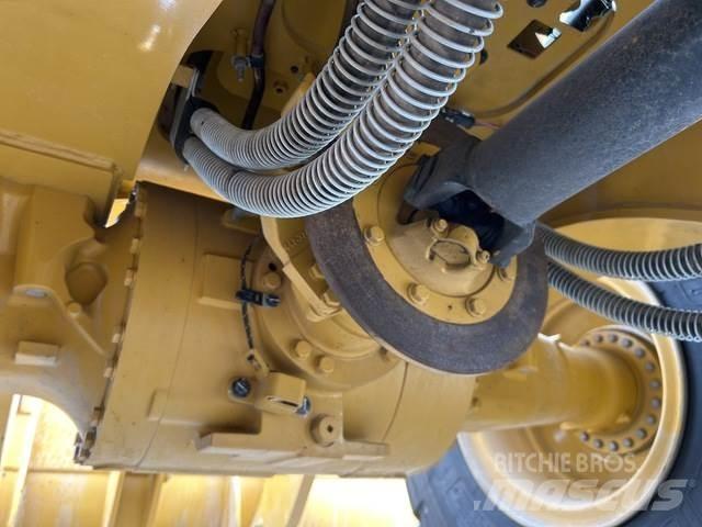 CAT 950MZ Фронтальні навантажувачі