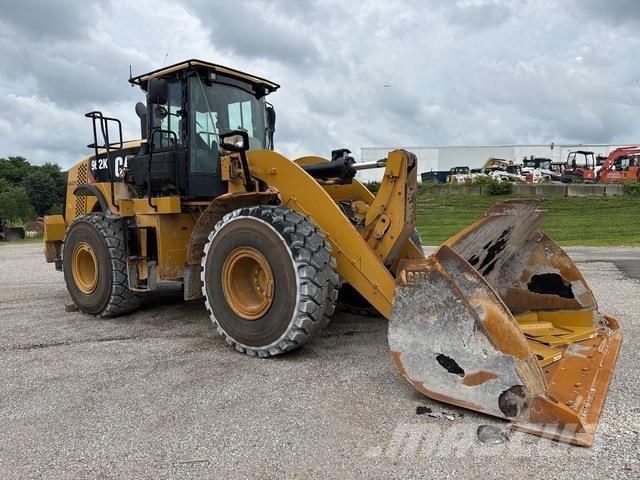 CAT 962K Фронтальні навантажувачі