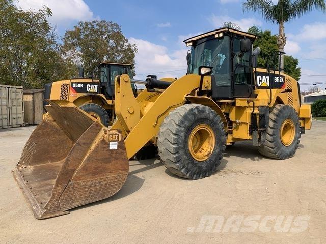 CAT 962K Фронтальні навантажувачі