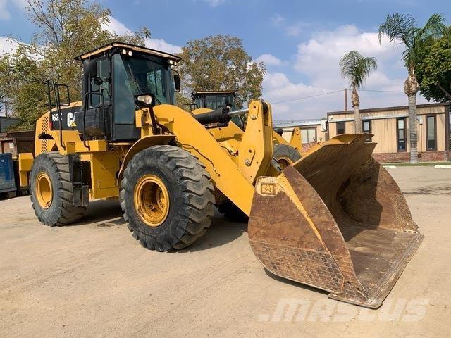 CAT 962K Фронтальні навантажувачі