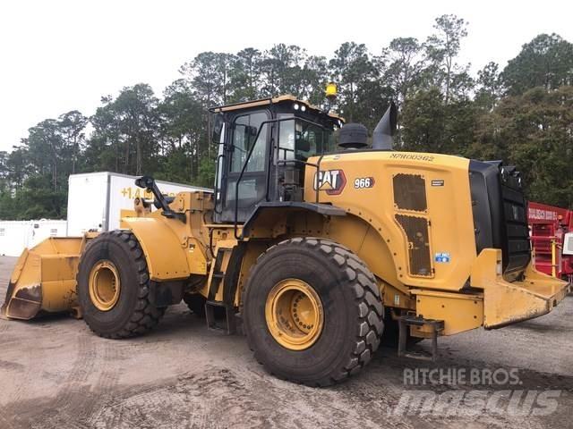 CAT 966 Фронтальні навантажувачі