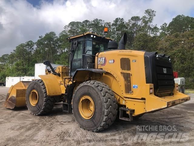 CAT 966 Фронтальні навантажувачі