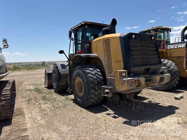 CAT 966K Фронтальні навантажувачі