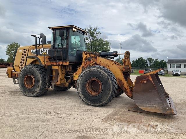 CAT 966K Фронтальні навантажувачі