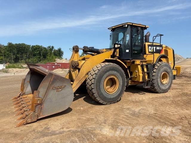 CAT 966M Фронтальні навантажувачі