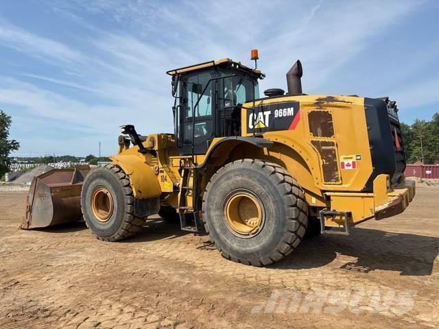 CAT 966M Фронтальні навантажувачі