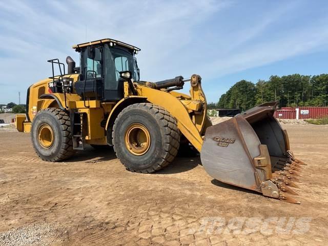CAT 966M Фронтальні навантажувачі