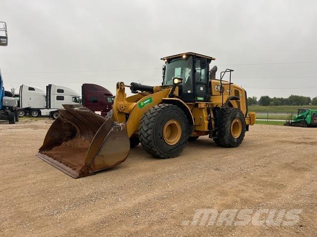 CAT 966M Фронтальні навантажувачі