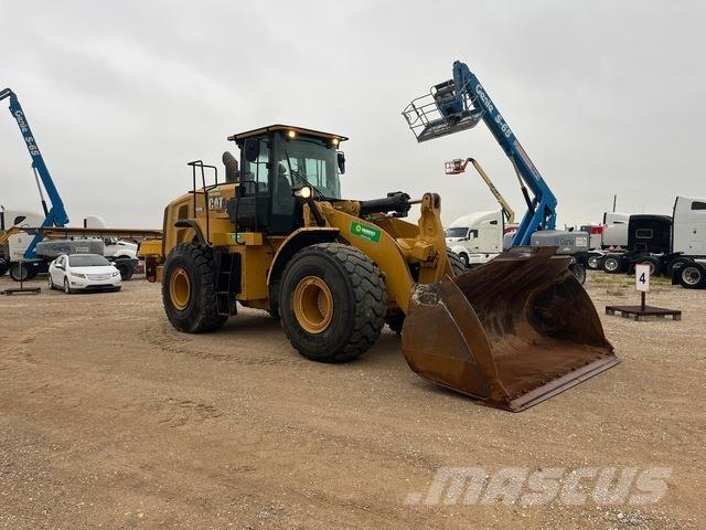 CAT 966M Фронтальні навантажувачі