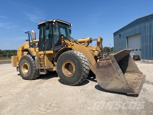 CAT 972H Фронтальні навантажувачі