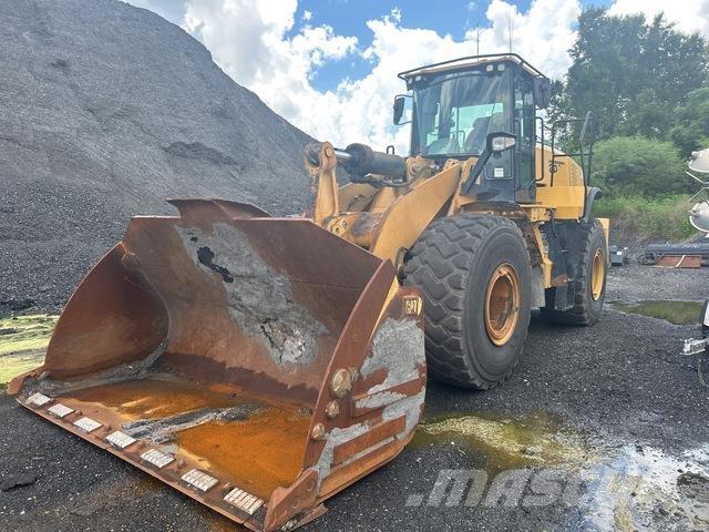 CAT 972M Фронтальні навантажувачі