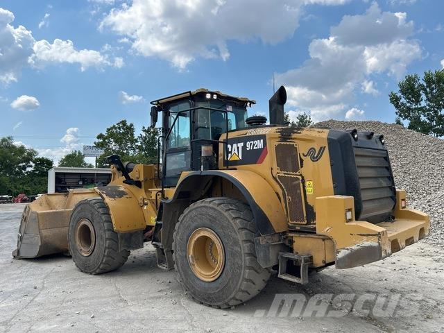 CAT 972M Фронтальні навантажувачі