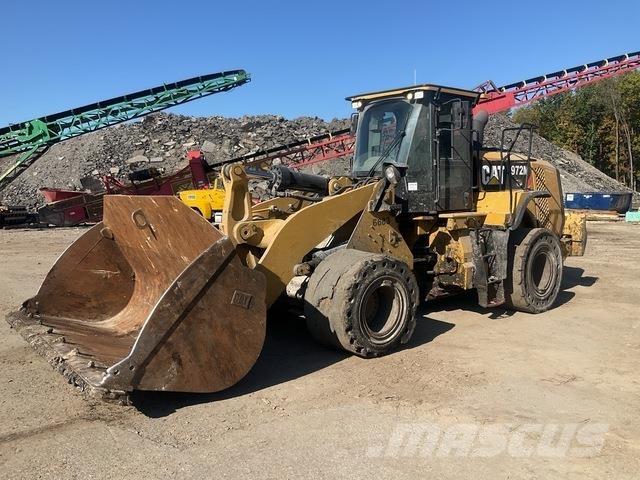 CAT 972M Фронтальні навантажувачі