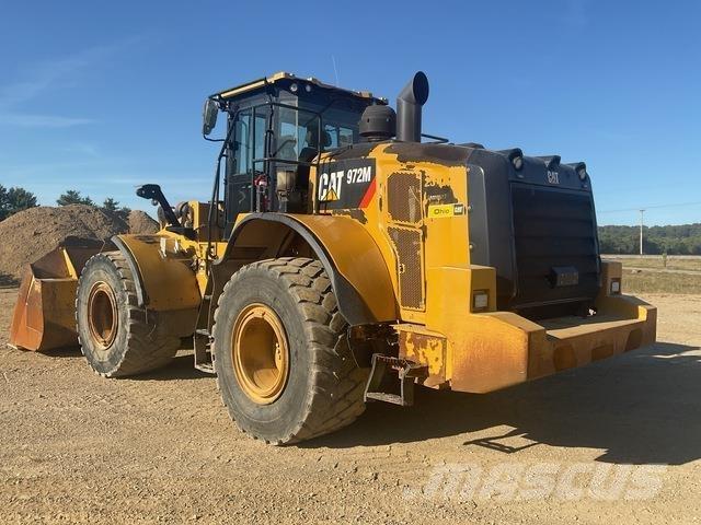 CAT 972M Фронтальні навантажувачі