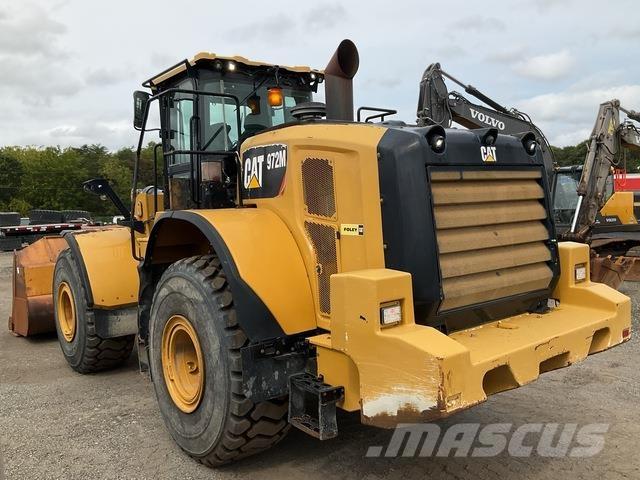 CAT 972M Фронтальні навантажувачі
