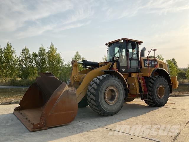 CAT 972M XE Фронтальні навантажувачі
