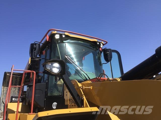 CAT 972M XE Фронтальні навантажувачі