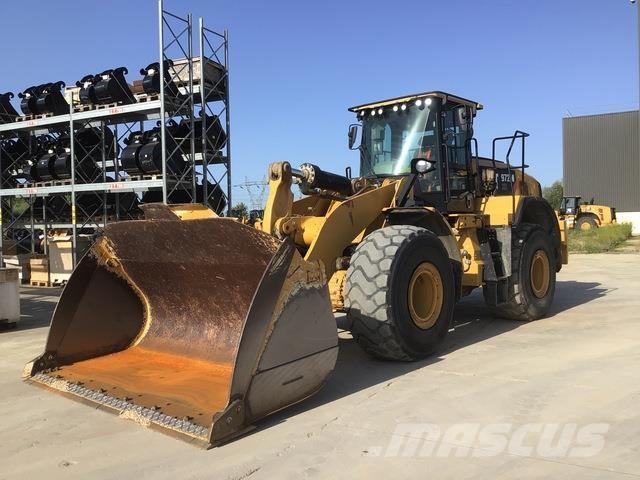 CAT 972M XE Фронтальні навантажувачі