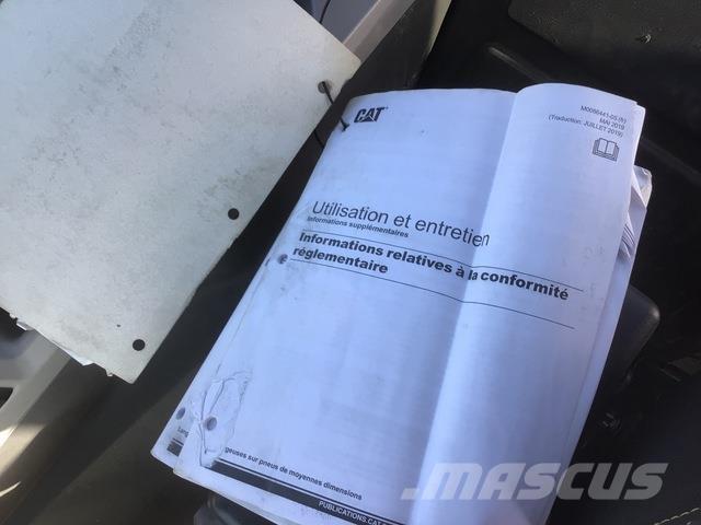 CAT 972M XE Фронтальні навантажувачі